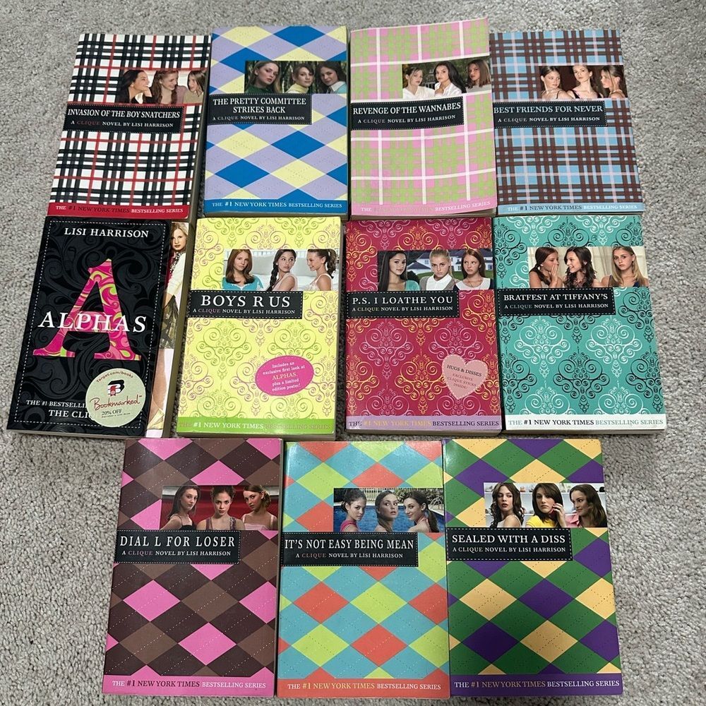Lisa Harrison The Clique Lot of 15  Teen Fiction Books